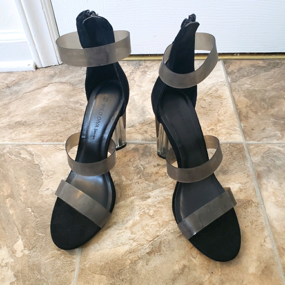 💥Black Heels With Clear Straps💥